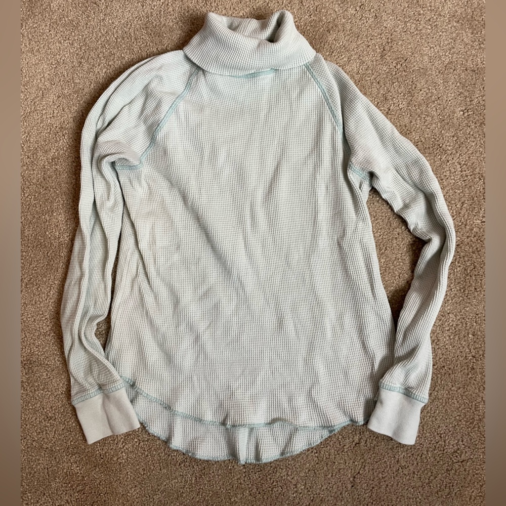 Everlane turtleneck